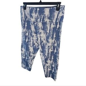 Blue and White Patterned Leggings